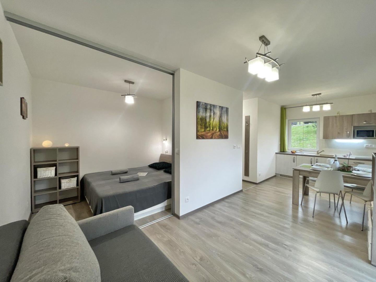 Apartman Grun -Vratna-Paseky Zilina Bagian luar foto